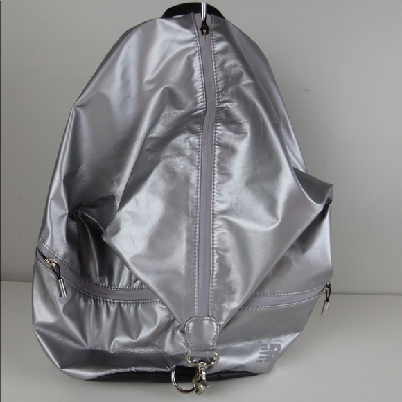 New Balance Performance Fold Over Backpack NWT NB - Picture 1 of 8